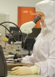 Clean room microscopy